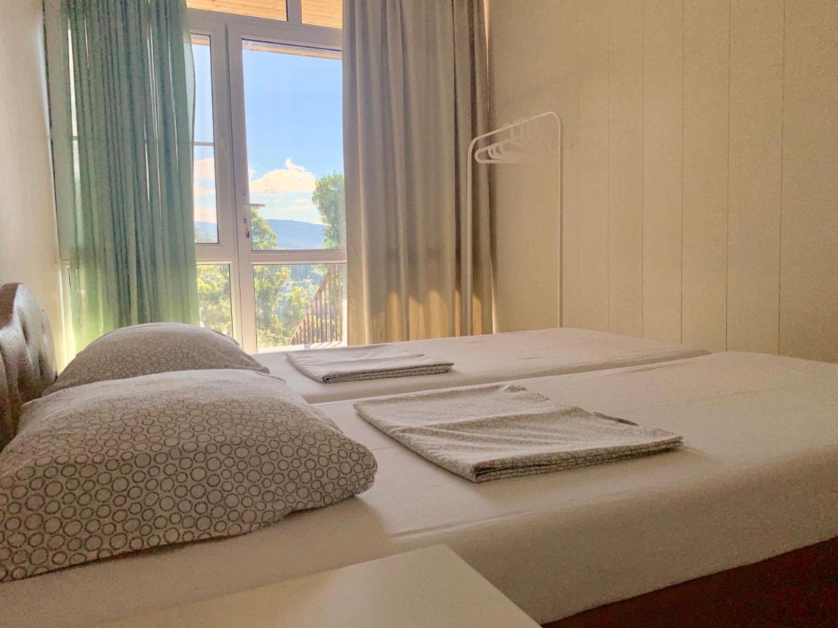 U Valery Hotel New Athos Esterno foto